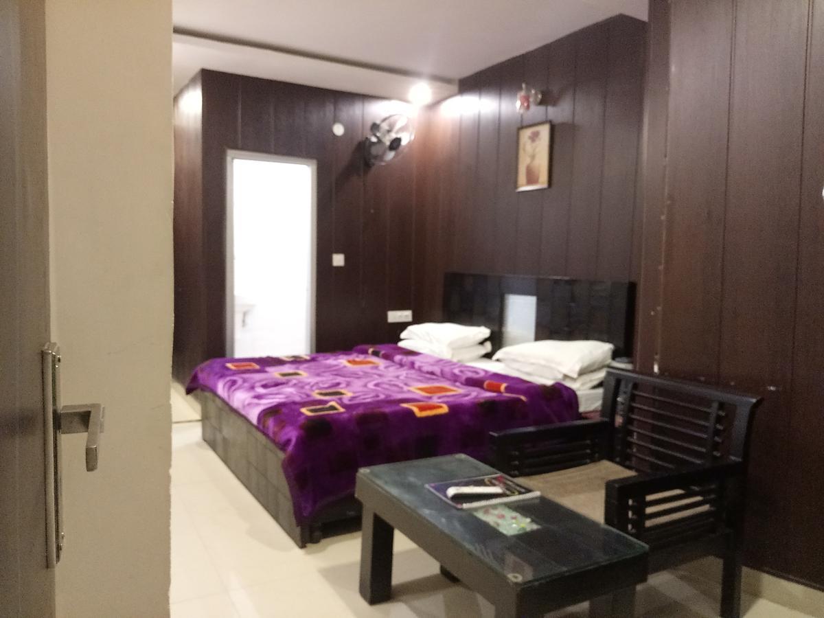 Hotel Wildrose ดัลเฮาซี ภายนอก รูปภาพ